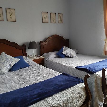 Casa Rural Villa De Ambel מראה חיצוני תמונה